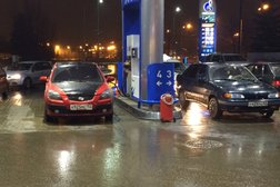 Автозаправка Газпромнефть, с рейтингом 3.8 - находится по адресу Нижний Новгород, проспект Ленина, 92а 