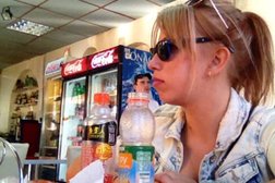 Кафе быстрого питания DenDener, с рейтингом 5 - находится по адресу Красноярск, проспект им. газеты Красноярский Рабочий, 176д/2 