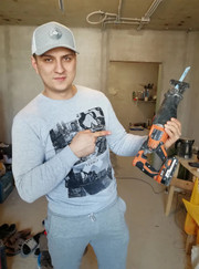 Дизайнер, маляр-штукатур Антон Фёдорович Сергеев