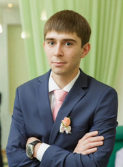 Тренер по скалолазанию, электрик Евгений Владимирович Туманин