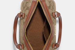 Магазин Coach, с рейтингом 4.9 - находится по адресу Москва, Волоколамское шоссе, 1 