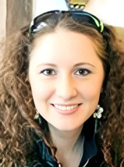 Тренер по художественной гимнастике, инструктор по стретчингу Алиса Юрьевна Бубенцева