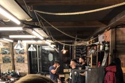 Мужская парикмахерская Чёрная Кость, с рейтингом 4.1 - находится по адресу Московская область, Красногорск, Красногорский бульвар, 18 