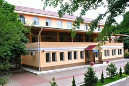 Благотворительное учреждение Сауран, с рейтингом 5 - находится по адресу Алматы, 2-й микрорайон, 20а 