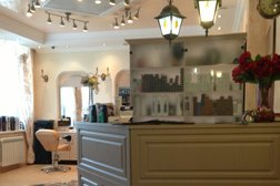 Академия молодости и студия красоты Le`Di Lux, с рейтингом 3.6 - находится по адресу Свердловская область, Верхняя Пышма, Успенский проспект, 113г 