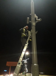 Специалист по наружному освещению, мастер на час Михаил Алексеевич Мазунин