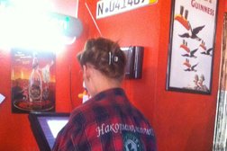 Clever Irish Pub, с рейтингом 4.3 - находится по адресу Новосибирск, Советская, 5 