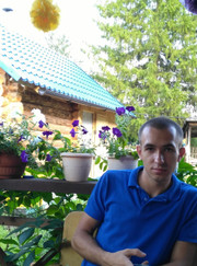 Автослесарь, грузчик Виктор Михайлович Рожнев