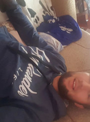 Автослесарь, грузчик Андрей Алексеевич Апанасов