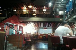 Гриль-бар американской кухни Tgi fridays, с рейтингом 3.4 - находится по адресу Москва, Комсомольская площадь, 3 