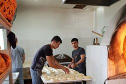 Пункт по продаже самсы Жеті тандыр, с рейтингом 5 - находится по адресу Шымкент, Тауке Хана проспект, 159/1 