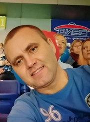 Водитель, курьер Илья Валерьевич Марычев