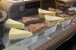 Кофейня Costa Coffee, с рейтингом 4 - находится по адресу Алматы, Достык проспект, 38 