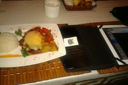 Автомойка Темир Тау, с рейтингом 3 - находится по адресу Алматы, Гагарина проспект, 236 