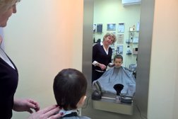 Салон красоты и здоровья для мужчин Just men, с рейтингом 3.2 - находится по адресу Волгоград, Советская улица, 4 