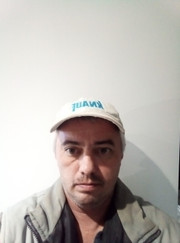 Инженер по водоснабжению и водоотведению, маляр Лев Смирнов