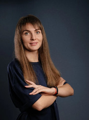 Бухгалтер Янина Олеговна Лейвак