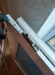 Монтажник окон Александр Сергеевич Смольников