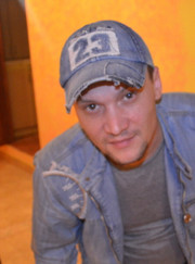 Плиточник, дизайнер Евгений Андреевич Пестов