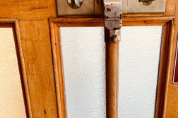Октябрьские ванны, с рейтингом 2 - находится по адресу Ставропольский край, Кисловодск, Курортный бульвар, 8 