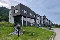 Baikal Hill Residence, с рейтингом 5 - находится по адресу Иркутская область, рп. Листвянка, Горная улица, 21 