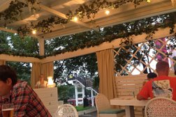 Ресторан японской кухни Токио Хоум, с рейтингом 3.4 - находится по адресу Владивосток, проспект 100-летия Владивостока, 50а 