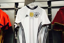 Фирменный магазин Adidas, с рейтингом 3 - находится по адресу Москва, проспект Мира, 211 