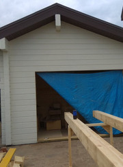 Мастер по строительству домов, мастер по укладке полов Константин Баюков