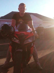 Автослесарь, плиточник Владимир Викторович Борбачев