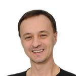 Пародонтолог, имплантолог Максим Владимирович Бакланов