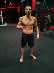 Тренер по фитнесу, зооняня Егор Романов