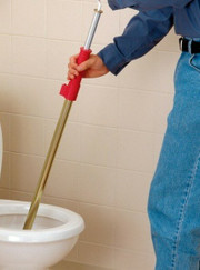 Курьер, сантехник Юрий Иванов