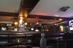 Арт мьюзик паб Кот и клевер, с рейтингом 4.3 - находится по адресу Приморский край, Находка, Рабочий переулок, 1 