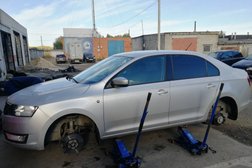 Сервисный центр по ремонту дисков и шин Right Wheels, с рейтингом 3.7 - находится по адресу Челябинск, улица Кислицина, 27 