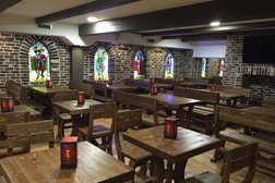 Бар Витражи, с рейтингом 5 - находится по адресу Москва, улица Каховка, 11, корп. 1 