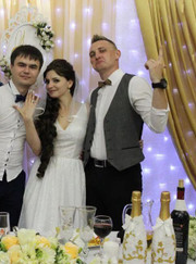 Ведущий/тамада Роман Евгеньевич Бескоровайный