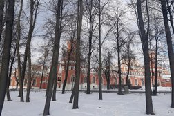 Художественный историко-архитектурный и природно-ландшафтный музей-заповедник Петровский путевой дворец, с рейтингом 4.3 - находится по адресу Москва, Ленинградский проспект, 40 