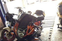 Центр мотоэкипировки и мотозапчастей для японских и европейских мотоциклов Драйв-Мотоэкипировка, с рейтингом 4.7 - находится по адресу Иркутск, Трактовая улица, 11в 