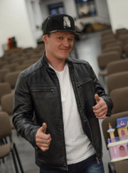 Каменщик, грузчик Евгений Анатольевич Устюгов