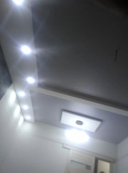 Мастер по оклейке обоев, маляр-штукатур Кайрат Мантуваевич Кадыркулов