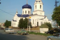 Центральный рынок Азовский, с рейтингом 4.5 - находится по адресу Ростовская область, Новочеркасск, Платовский проспект, 77 