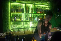 HeisenBar, с рейтингом 3.7 - находится по адресу Санкт-Петербург, улица Жуковского, 17 