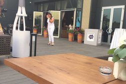 Развлекательный комплекс Night Plaza, с рейтингом 3.8 - находится по адресу Алматы, Самал 2-й микрорайон, 111 