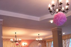 Боярская усадьбa, с рейтингом 4.1 - находится по адресу Московская область, пос. Свистуха, Паромная улица, 22 