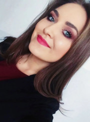 Психолог, преподаватель биологии Юлия Валерьевна Шмотина