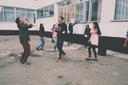 Гимназия им. Каныша Сатпаева, с рейтингом 2 - находится по адресу Караганда, Нуркена Абдирова проспект, ст30а 