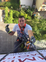 Специалист по изготовлению рекламы, автослесарь Владимир Юрьевич Шиянов