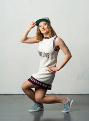 Танцор, тренер по спортивным танцам Владислава Леонова