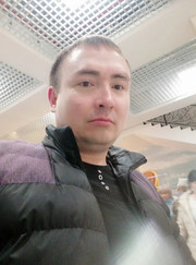 Водитель, охранник Эдуард Рафаэлевич Хайрзаманов