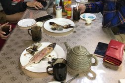 Гостевой двор У Михалыча, с рейтингом 3.3 - находится по адресу Иркутская область, пос. Большое Голоустное, улица Кирова, 124 